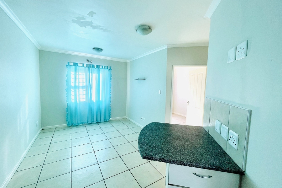 2 Bedroom Property for Sale in Stellendale Western Cape
